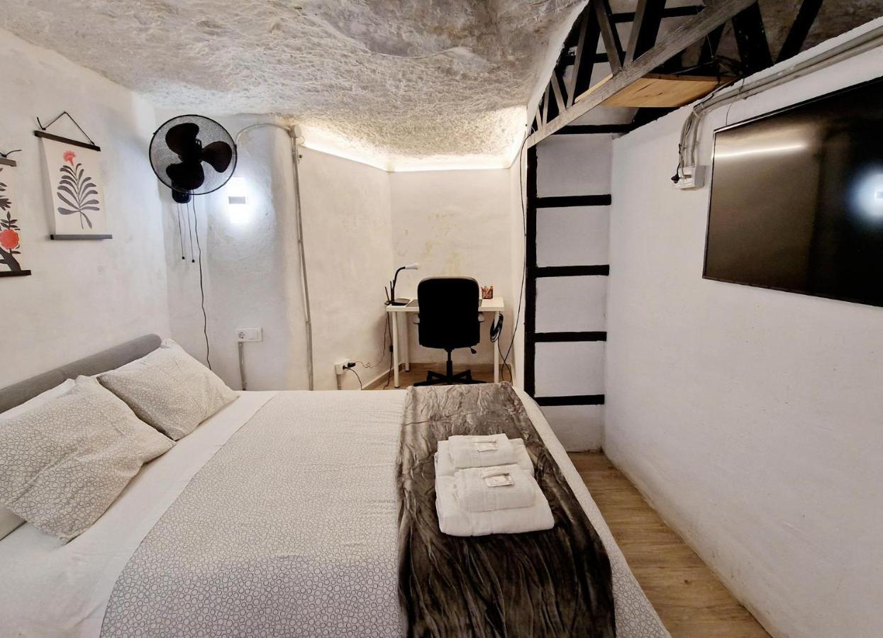 Bonita Casa Cueva Con Jacuzzi *