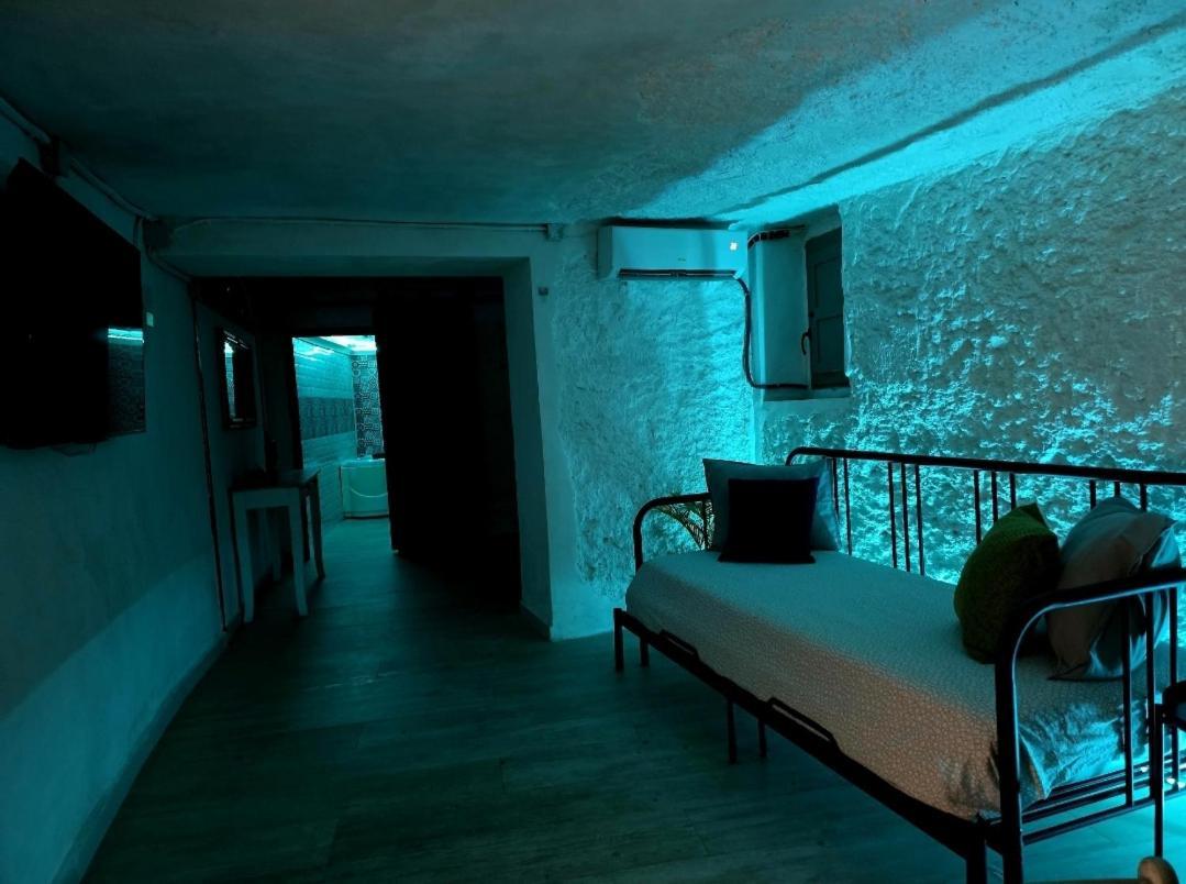 Bonita Casa Cueva Con Jacuzzi *